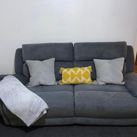 Handsworth Home - 2 Bedroomed Sheffield Esterno foto