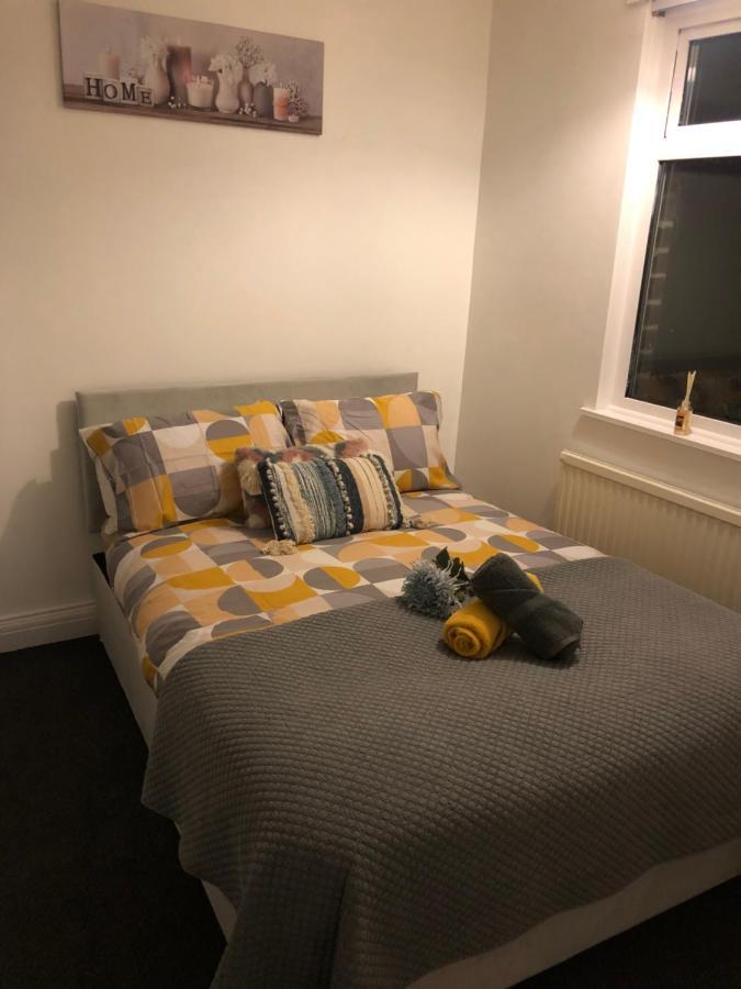 Handsworth Home - 2 Bedroomed Sheffield Esterno foto