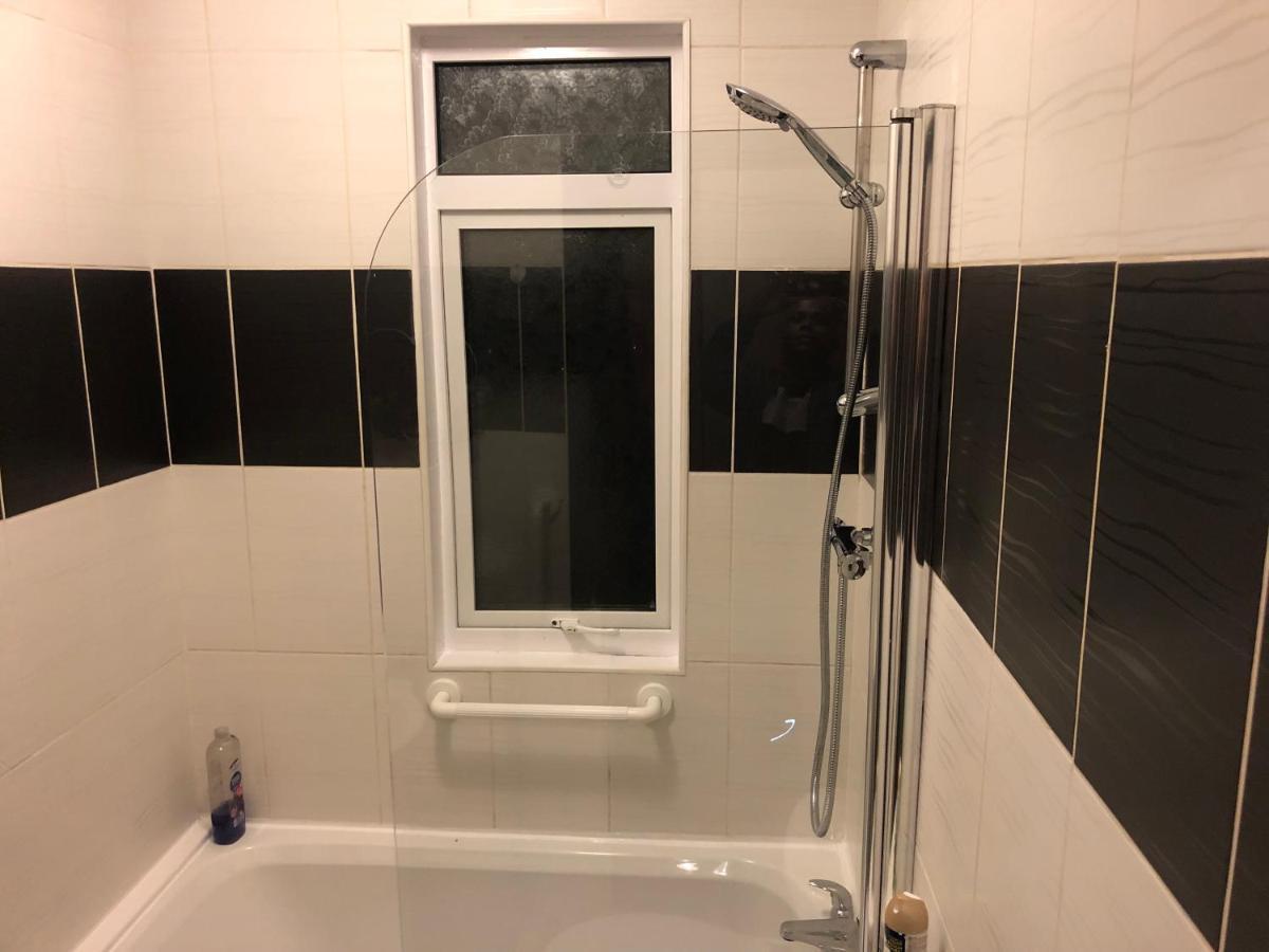 Handsworth Home - 2 Bedroomed Sheffield Esterno foto